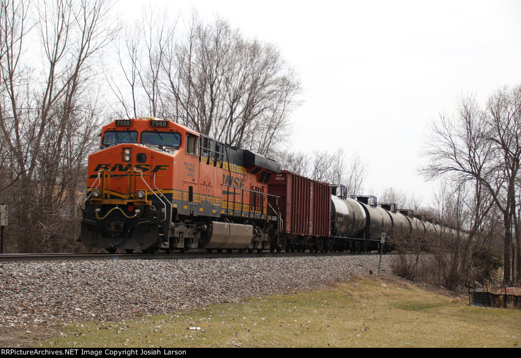 BNSF 7568